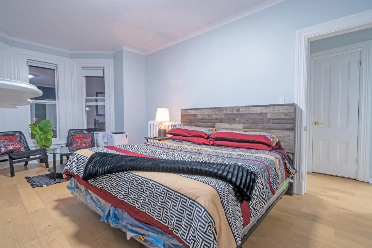 Stylish Downtown Apartment Halifax