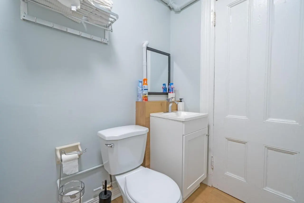 Stylish Downtown Apartment Halifax